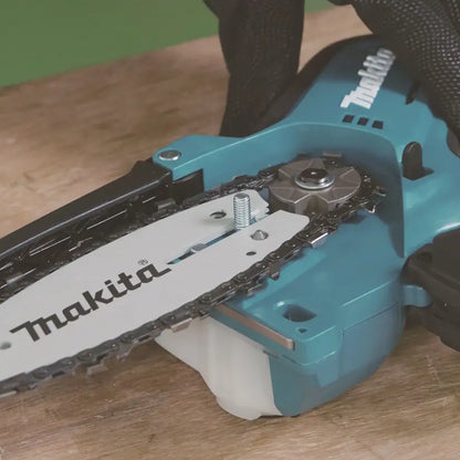 Makita Attrezzature da giardino - Motosega a batteria 12V 10 cm, senza batteria e caricabatterie UC100DZ01