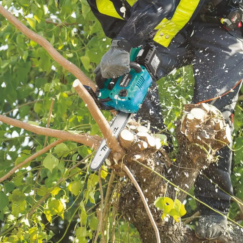 Makita  Motosega a batteria 18V 25 cm, senza batteria e caricabatterie DUC254CZ