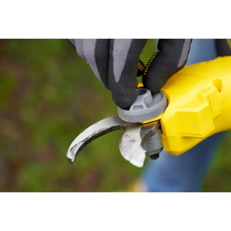Stanley Attrezzature da giardino - Cesoia per rami AKU 18V, senza batteria e caricabatterie SFMCPP32B-XJ